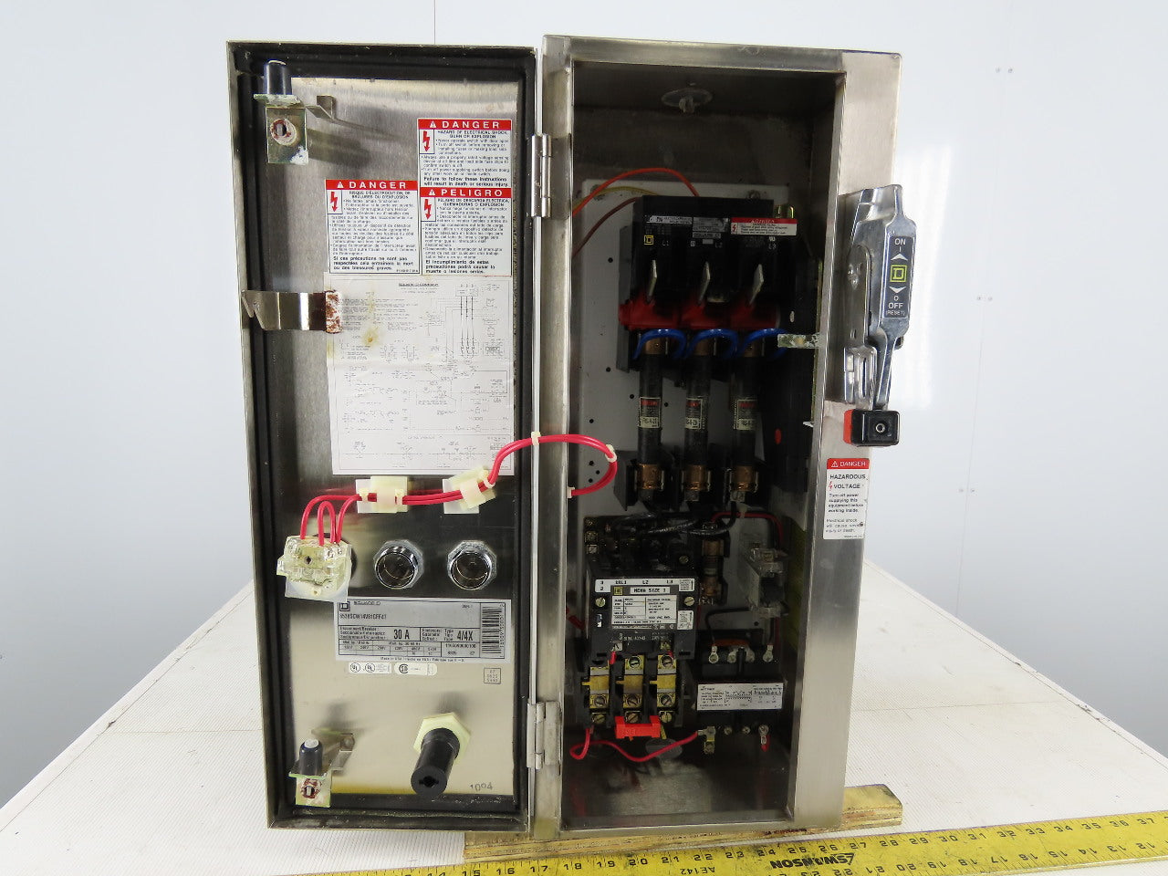 Square D 8538SCW14V81CFF4T 30A 600V 10Hp MAX Stainless Steel Combo Starter