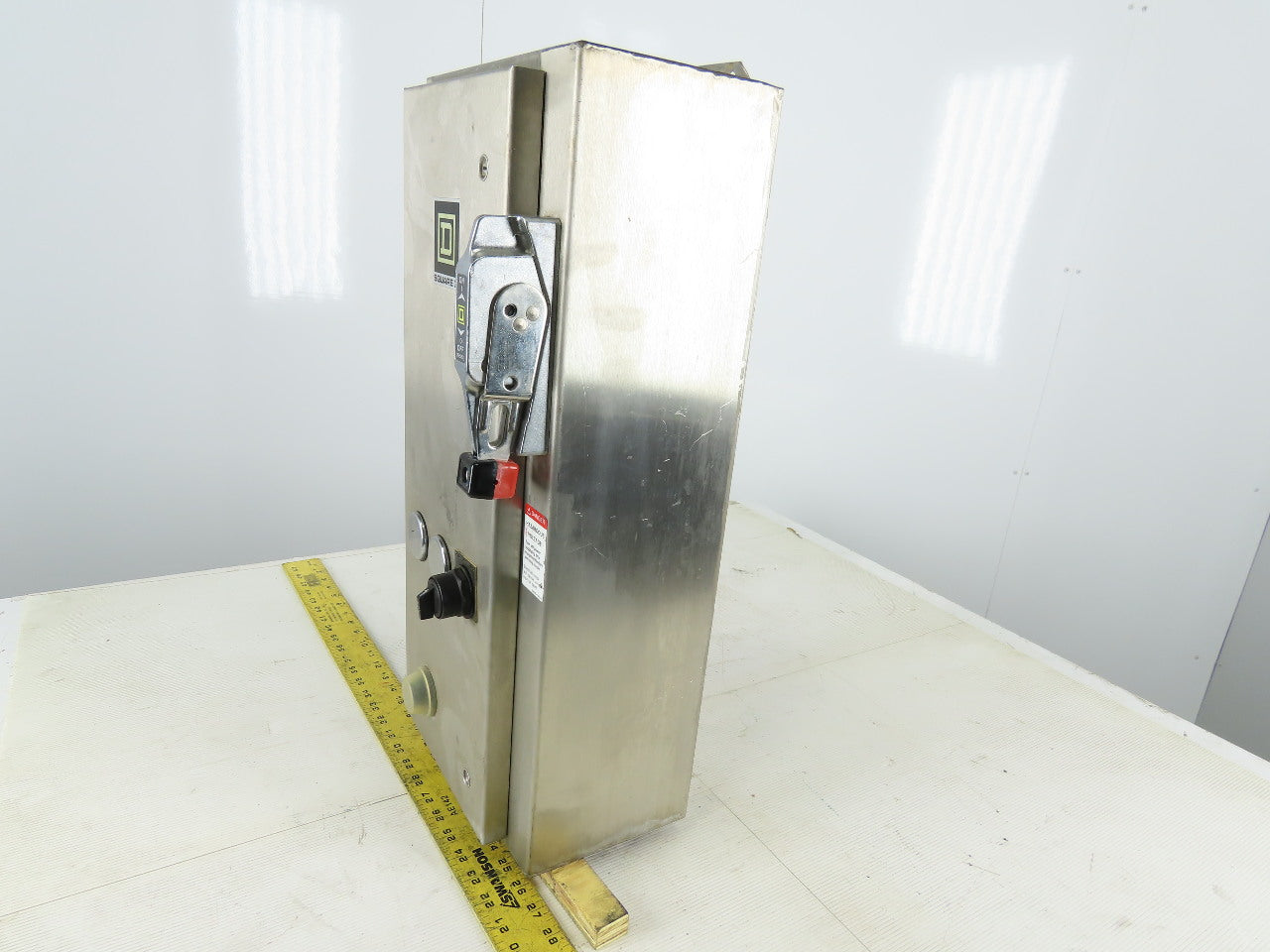 Square D 8538SCW14V81CFF4T 30A 600V 10Hp MAX Stainless Steel Combo Starter
