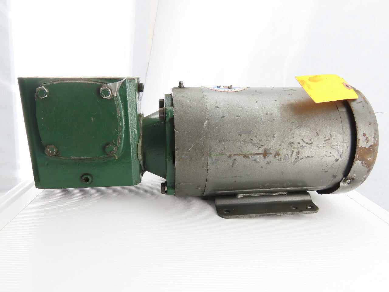 Baldor CM3554T 1/2Hp Gear Motor 208-230/460V 3Ph 10:1 Ratio 7/8" Shaft 174RPM