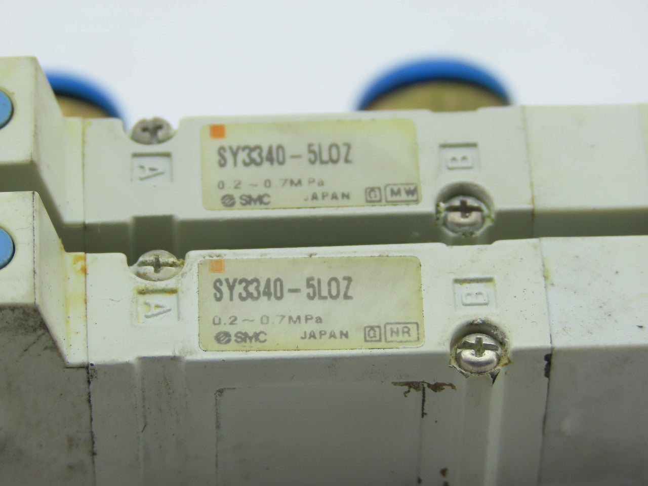 SMC SY3340-5LOZ Manifold Assembly W/2 Pneumatic Solenoid Valves
