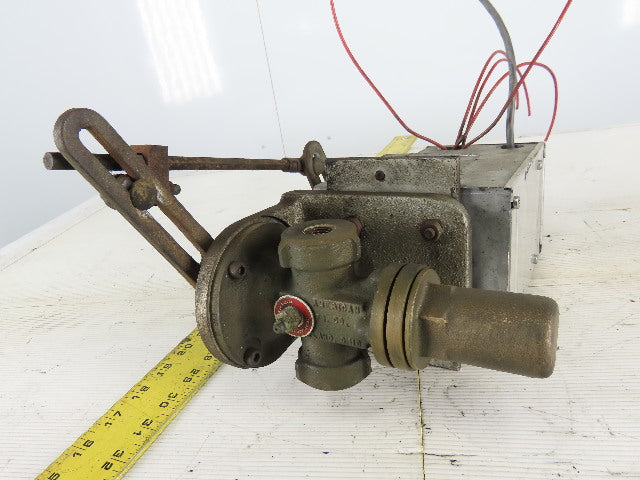 Barber Colman EA57 Actuator 0.65A 120V 40W W/2-3706 1/4" NPT Valve