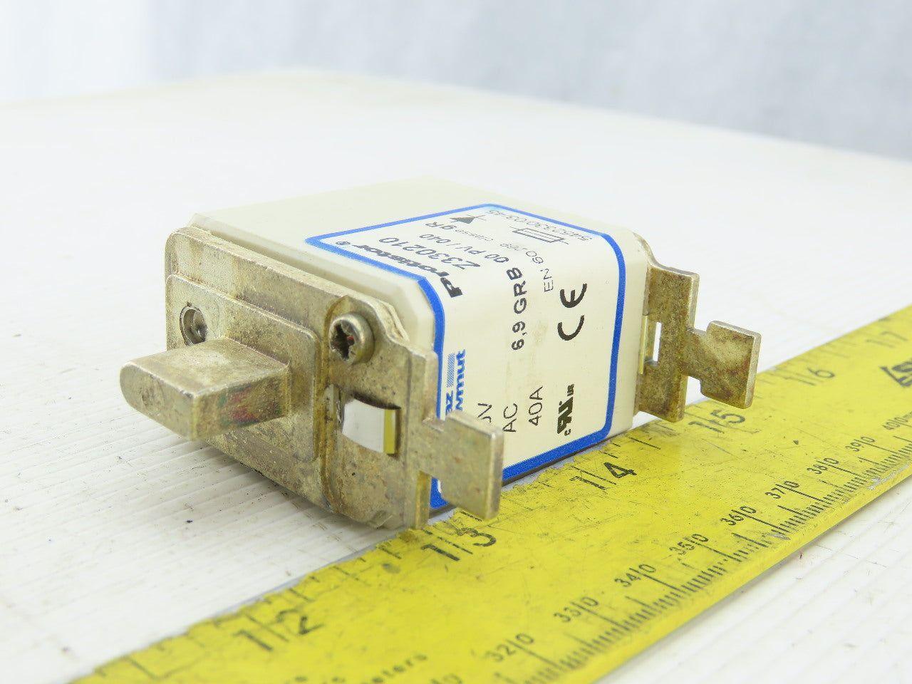 Ferraz Shawmut Z330210 Fuse 690VAC 40A 2 In Box