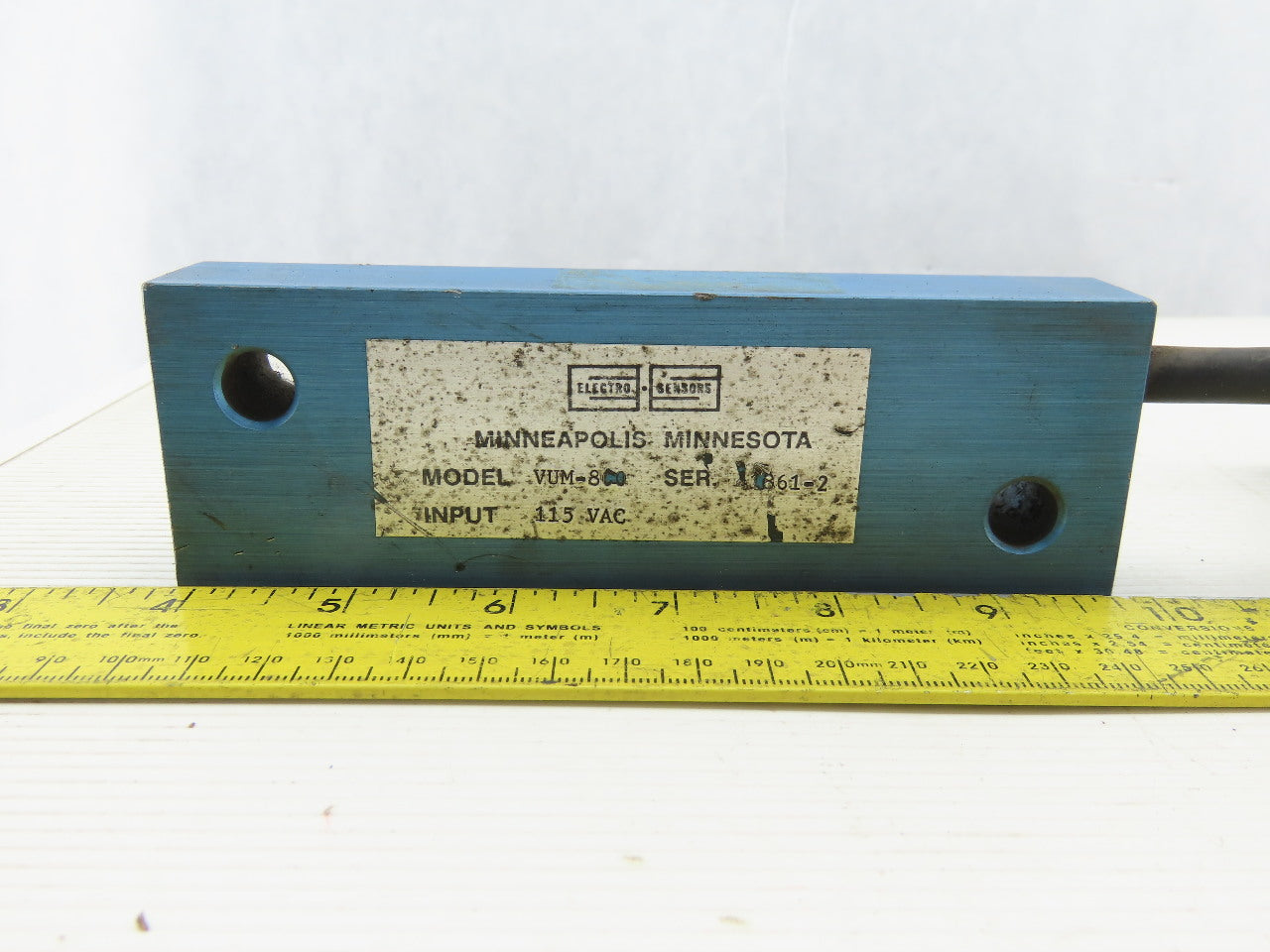 Electro Sensors VUM-800 Vibration Monitor 115VAC
