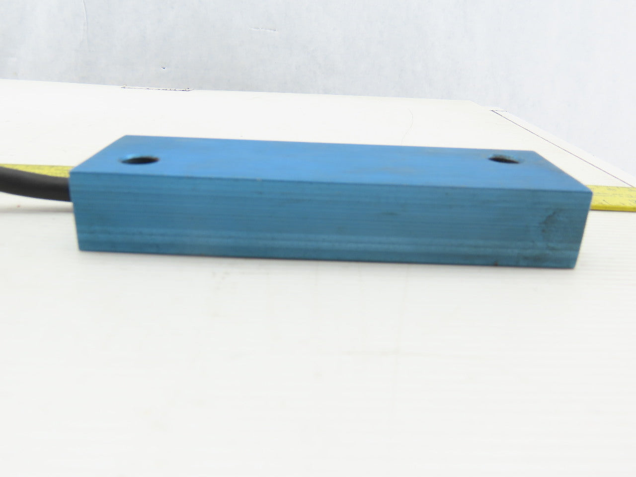 Electro Sensors VUM-800 Vibration Monitor 115VAC