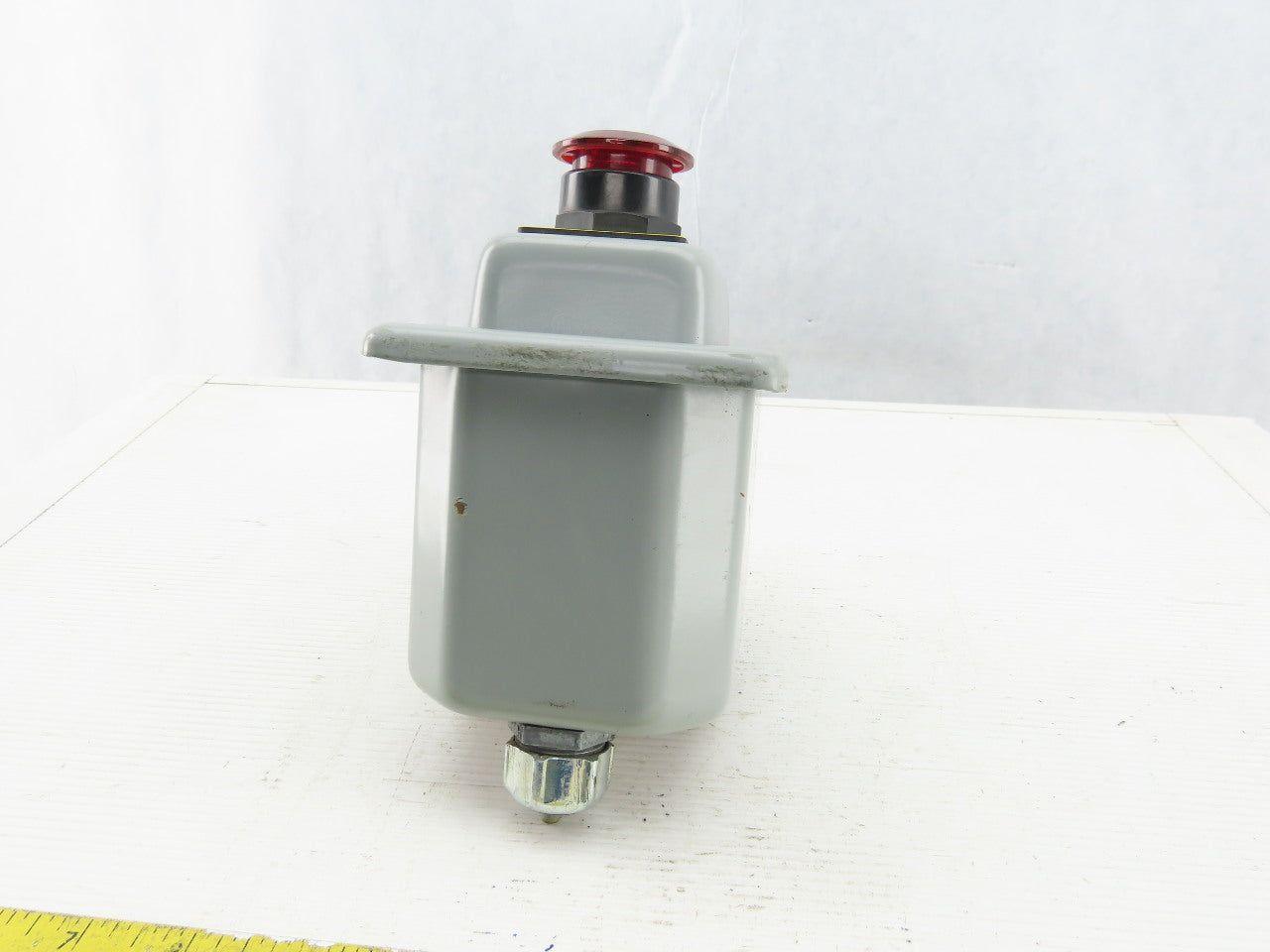 Hoffman E-D1PBX Push Button Enclosure W/800H-FRXTQ24/A1 Red Push Pull E-Stop