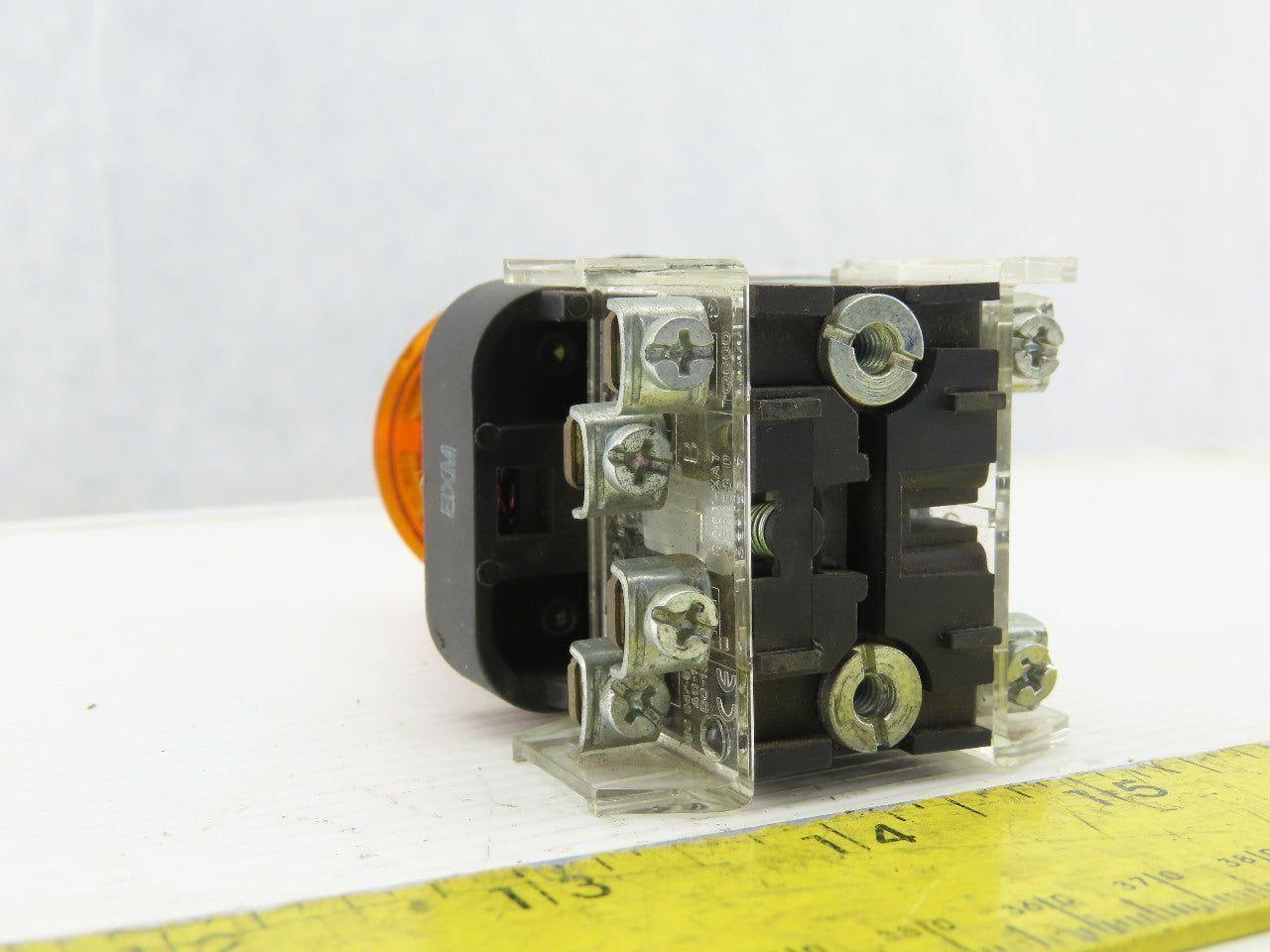 Allen Bradley 800H-FRXNQH24RA7/F Amber Push Button E-Stop 24V 1N.O 1N.C Series F
