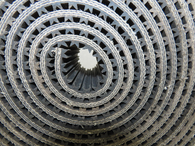 4" 3 Ply Woven Back Incline Decline Conveyor Belt Longitudinal Tread 23'