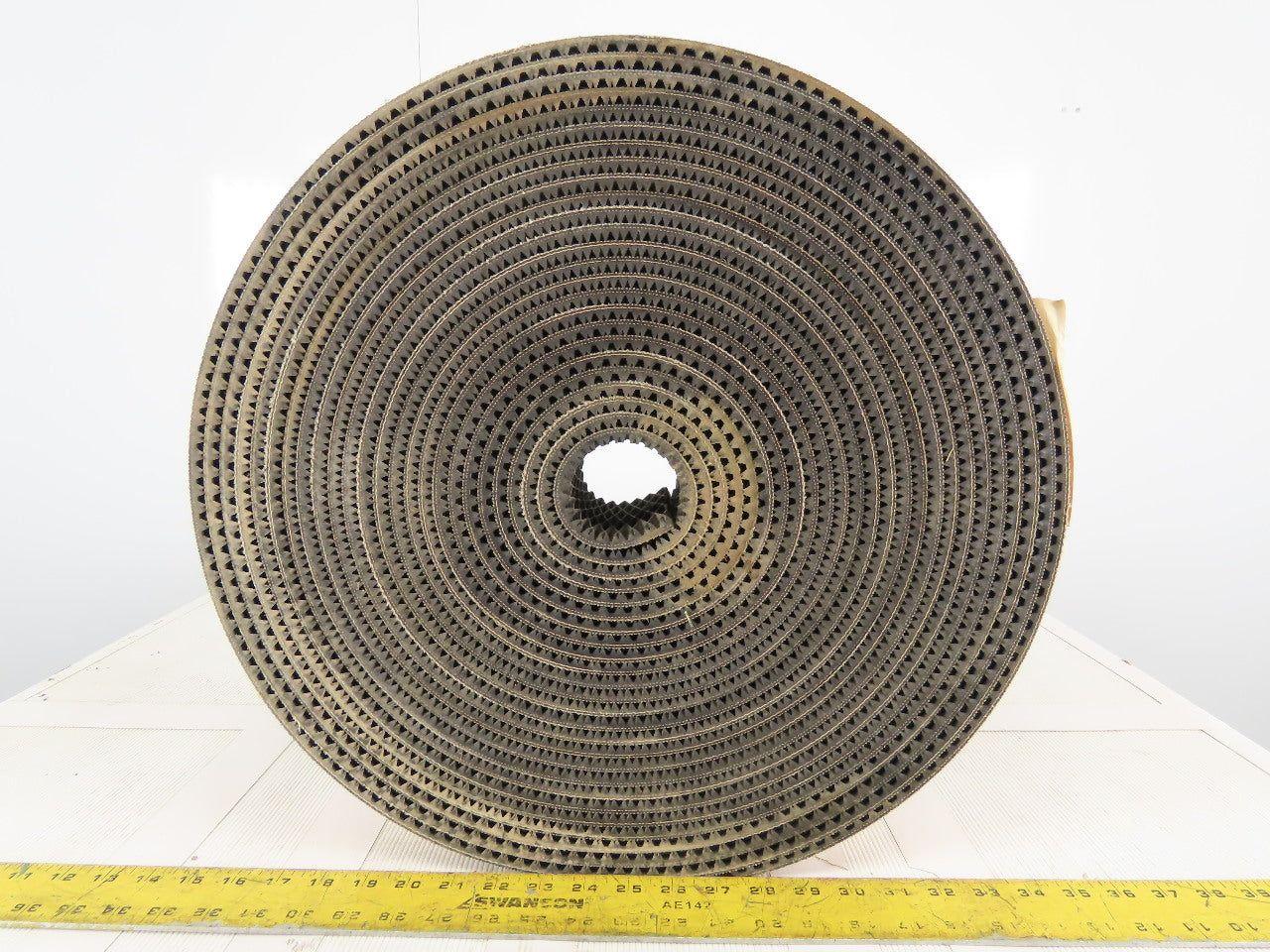 3-3/4" Woven Back 2 Ply Textured Rough Top Incline Conveyor Belt 71'