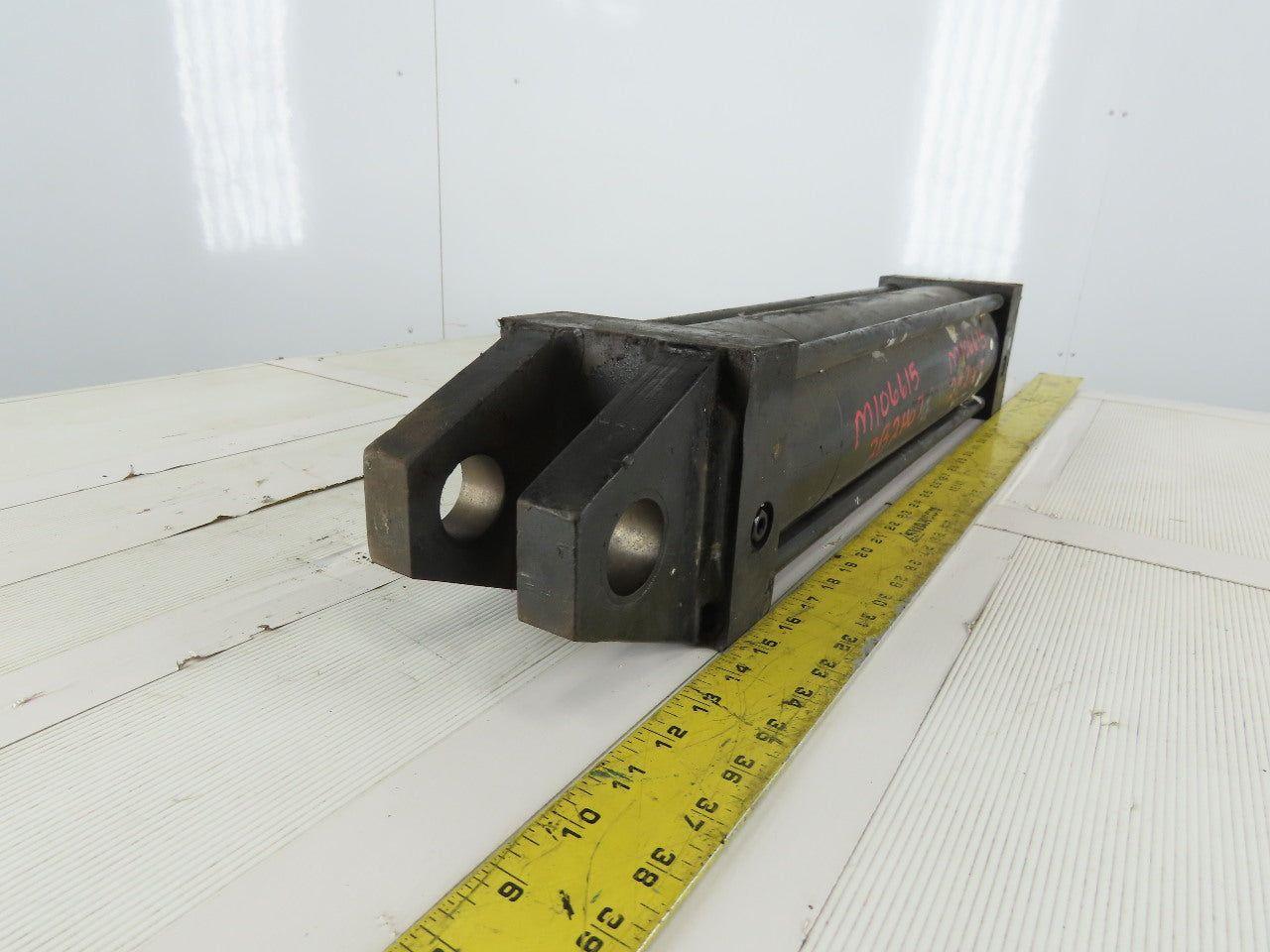 Hydraulic Cylinder 4" Bore 18" Stroke Double Acting Clevis End