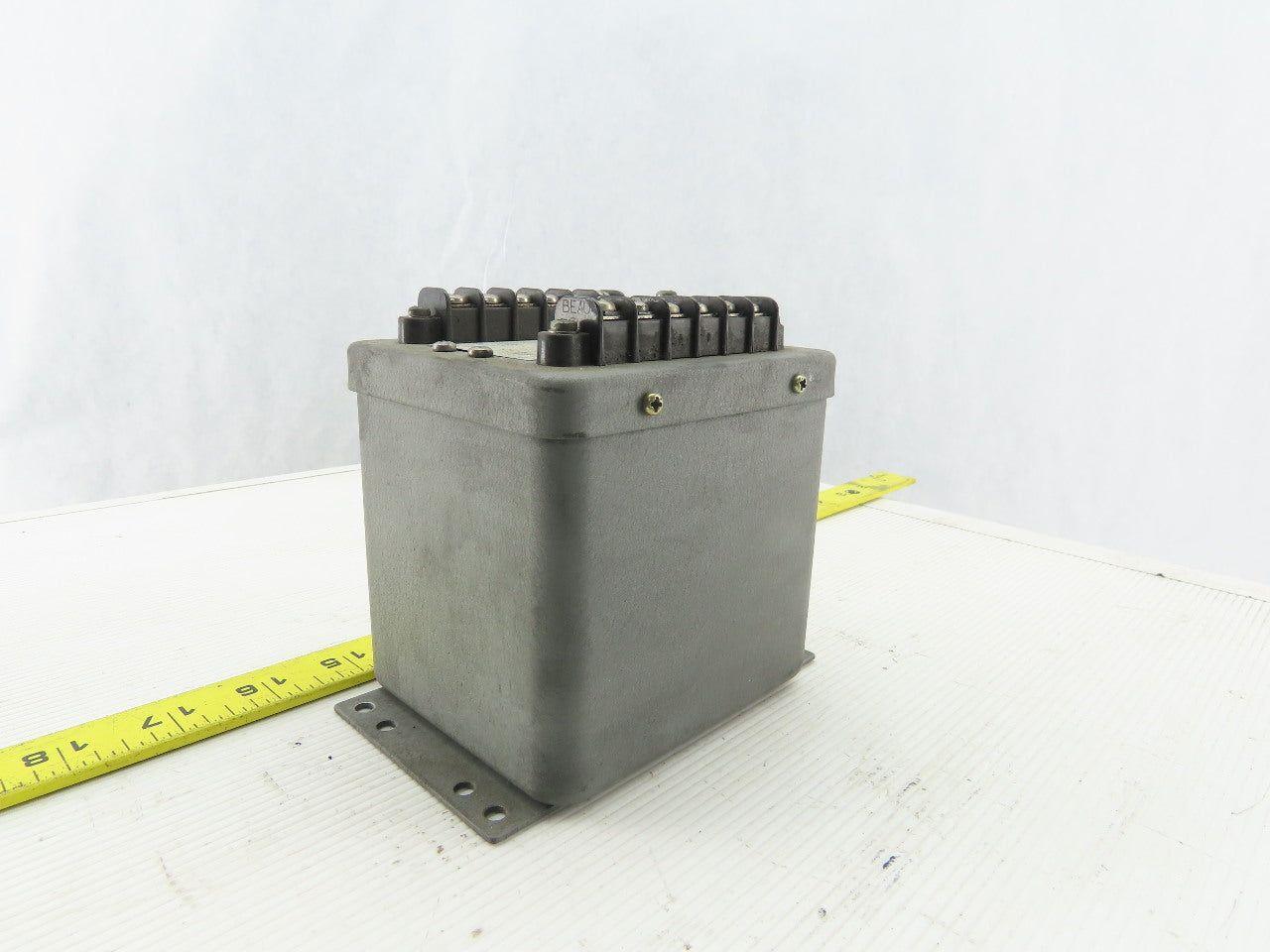 Weschler WTB020J-480 Watt Transducer Input 480V/5A Ac Output 0-1mA DC