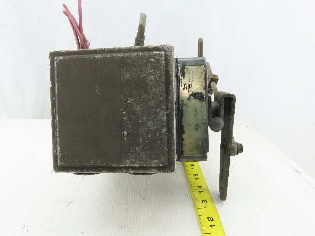 Barber-Coleman EA57 Actuator 0.65A 120V 60Hz 40W W/1/2" NPT Brass Valve