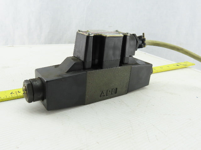 Daikin JSO-G02-4C-20 Two Sided Directional Hydraulic Valve Solenoid Valve