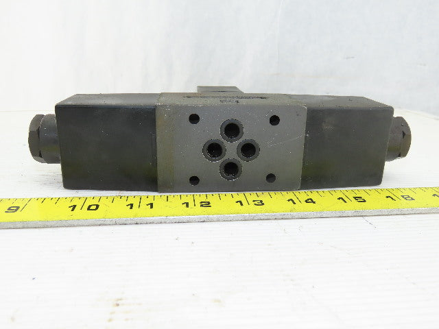 Daikin JSO-G02-4C-20 Two Sided Directional Hydraulic Valve Solenoid Valve
