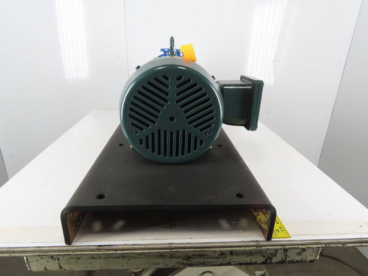 Flow Serve PE1YA5.25 10Hp 3"x1-1/2" Stainless Centrifugal Pump Package 230/460V