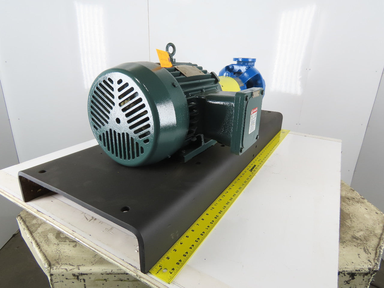 Flow Serve PE1YA5.25 10Hp 3"x1-1/2" Stainless Centrifugal Pump Package 230/460V