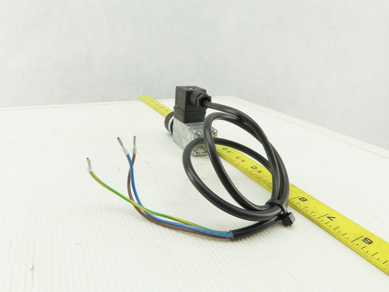 Parker KL3201 Adjustable Pneumatic pressure Switch 0.2 To 2 Bar 250V Max 6A