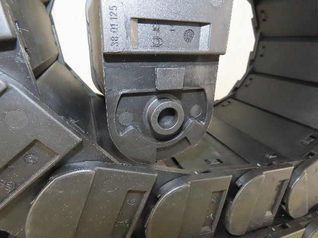 igus E2 Series R 58 7' Enclosed Energy Chain Cable Carrier 38.01.125