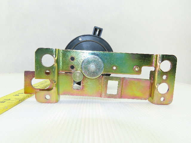 Siemens ITE ED4 Circuit Breaker Operator Mechanism W/CRHOH Rotary Handle