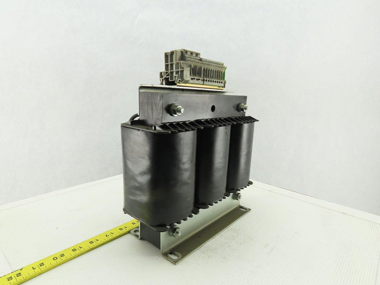 Wagner + Grimm Type DE1600 Transformer 3X480V Primary 3xa9,5 V Secondary