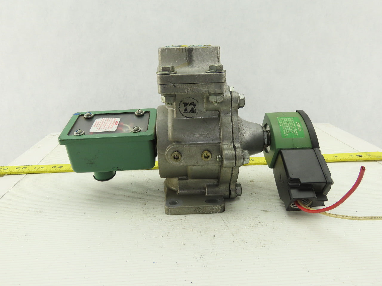 ASCO JKP 8214G261C 1-1/4" NPT 2-Way Fuel Gas Solenoid Valve 120V