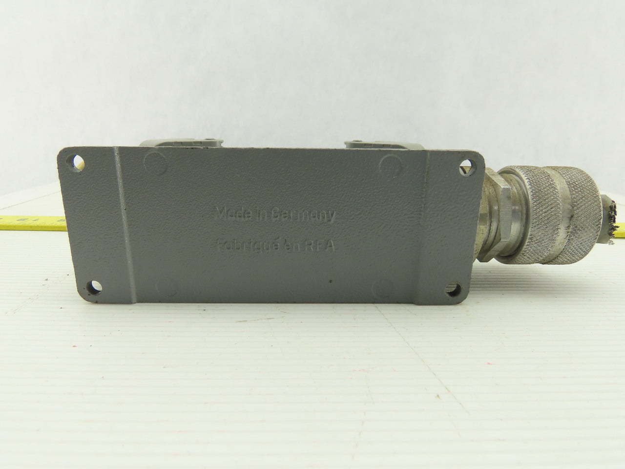 Harting Han 24 E-M 24-Pin Male Cable Connector Plug Aluminum Hood 16 Amp 600