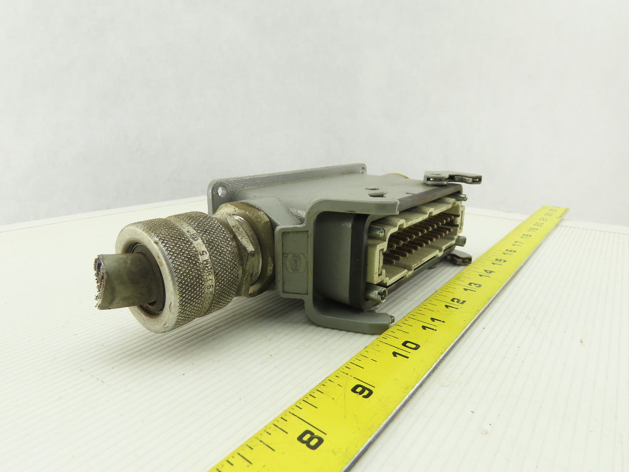 Harting Han 24 E-M 24-Pin Male Cable Connector Plug Aluminum Hood 16 Amp 600