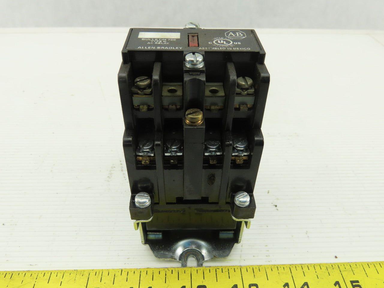 Allen Bradley 700-N400A1 Ser C Control Relay 120V Coil W/700-NA20 Aux Contacts