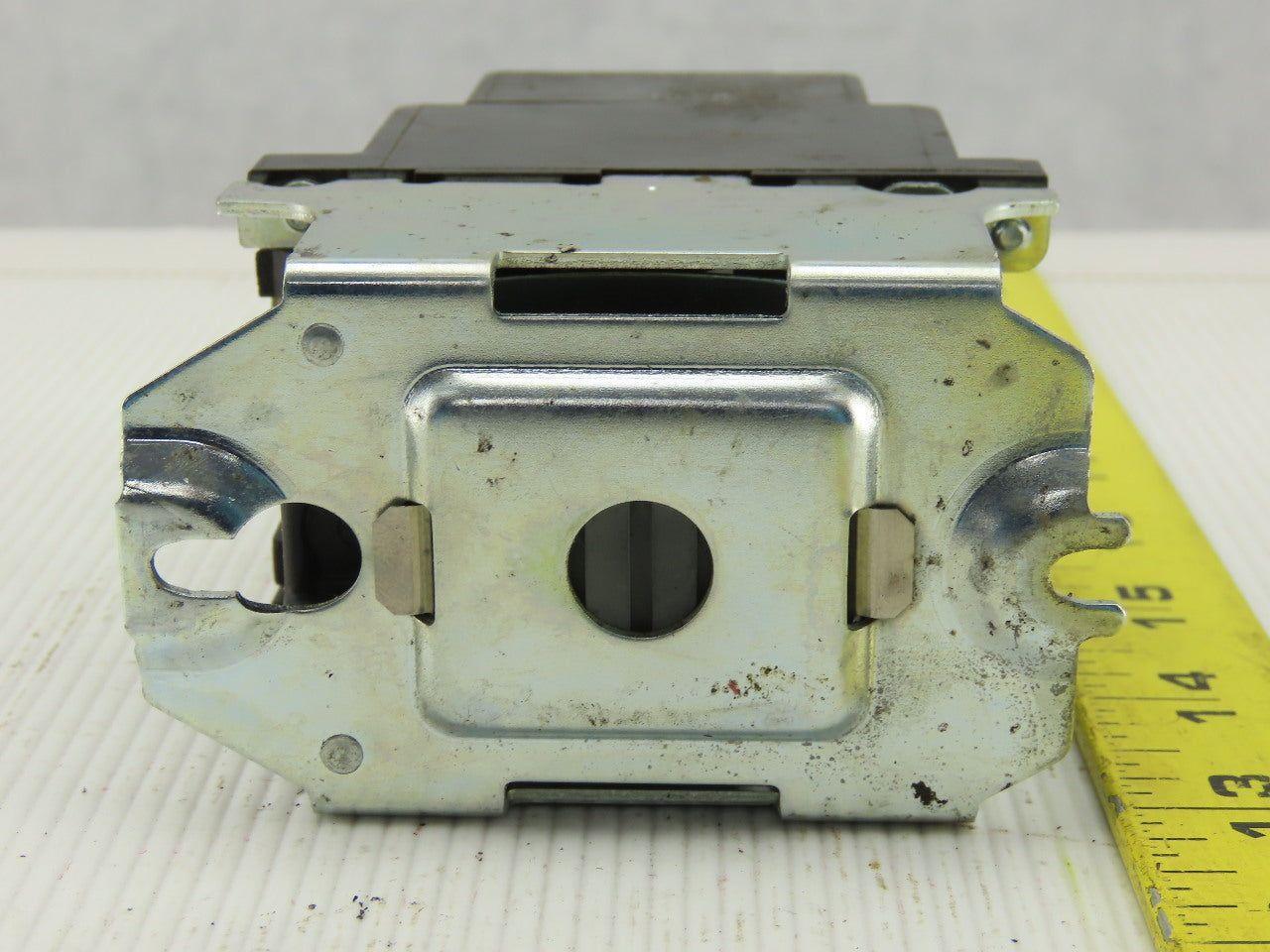 Allen Bradley 700-N400A1 Ser C Control Relay 120V Coil W/700-NA20 Aux Contacts