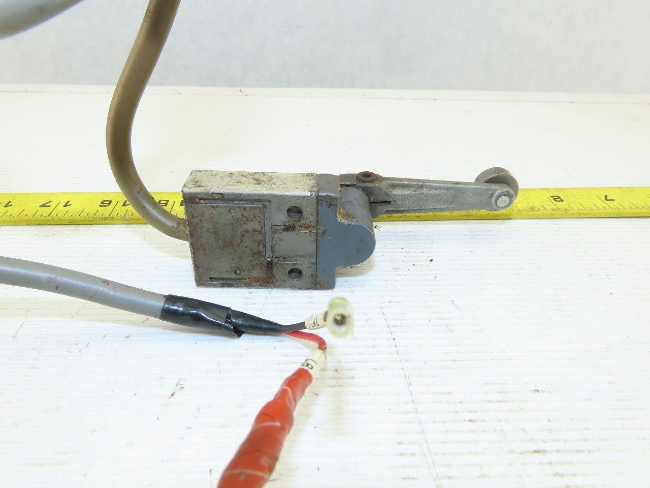 Omron D4C-442B Limit Safety Switch Roller Arm