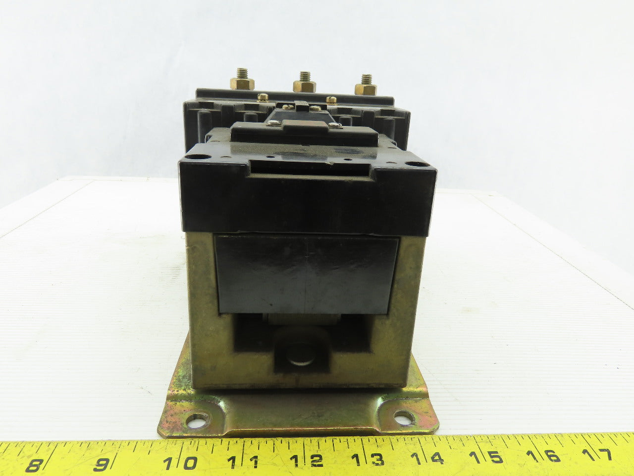 Allen Bradley 702-E0D9347 SER. K Motor Starter Size 4 100HP 600V 135A 120V Coil