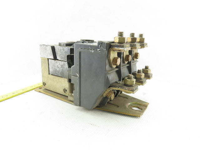 Allen Bradley 702-E0D9347 SER. K Motor Starter Size 4 100HP 600V 135A 120V Coil
