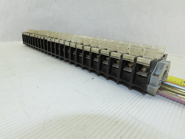 Idec BAF111SDU 24V 10A Fuse Holder W/Indicator 18-10AWG On DIN Rail Lot of 23