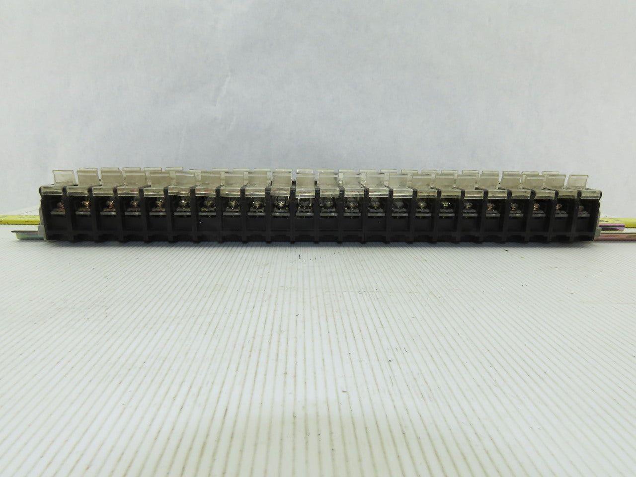 Idec BAF111SDU 24V 10A Fuse Holder W/Indicator 18-10AWG On DIN Rail Lot of 23