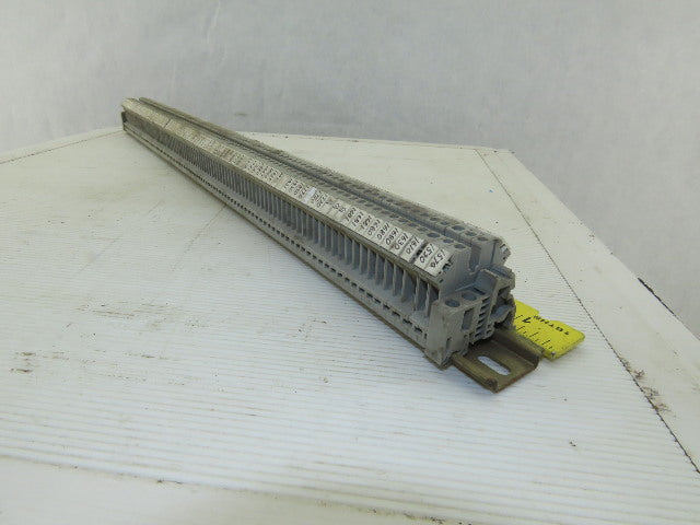 Phoenix Contact UK5 600V 34A 28-10AWG Contact Block On DIN Rail Lot of 94