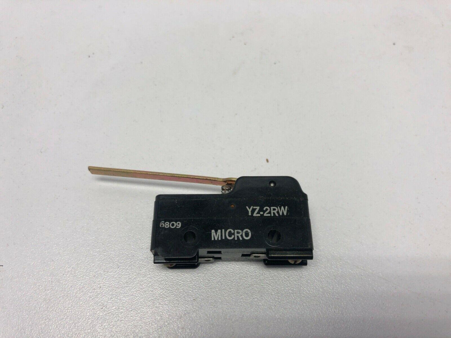 Honeywell Micro Switch YZ-2RW Limit Switch 15A-125 250 480 VAC Lot of 10