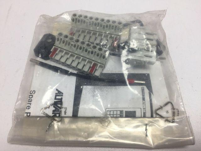 Schneider Electric VZ3N006 Control Terminal STP Contact Block