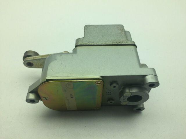 Allen Bradley 801ASH2-2 Limit Switch 600VAC-DC 801-ASH22