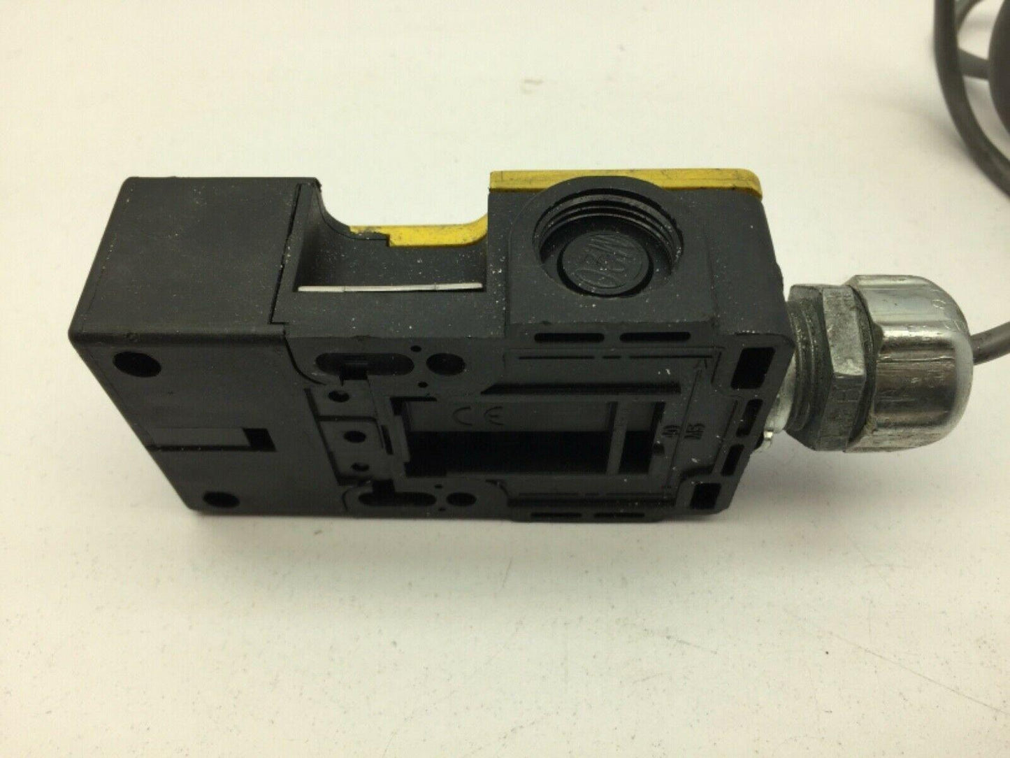 Sick I17-SA213 Switch 120-240V 6A