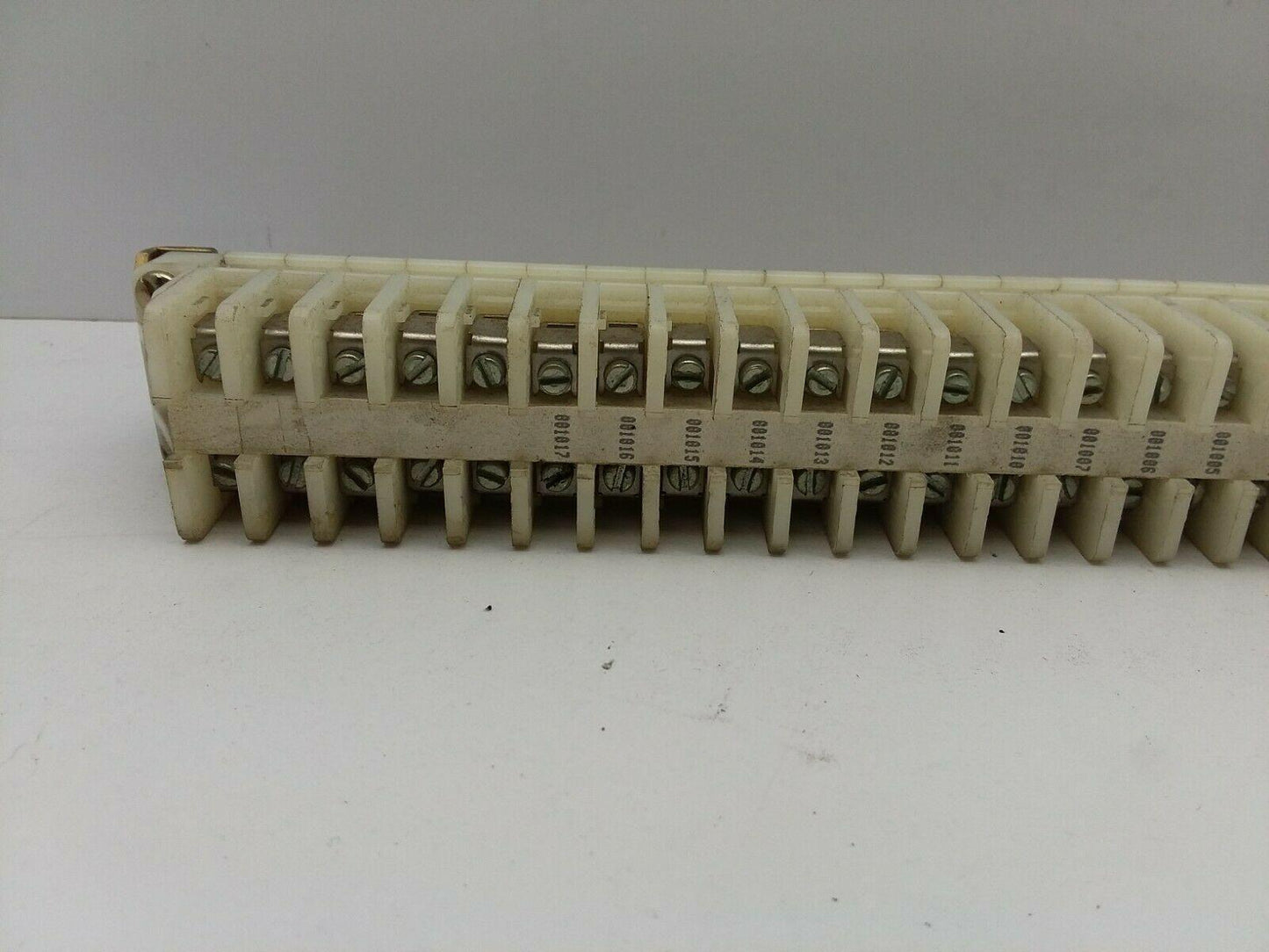 Allen Bradley 1492 DIN Rail Mount 50 Terminal Blocks