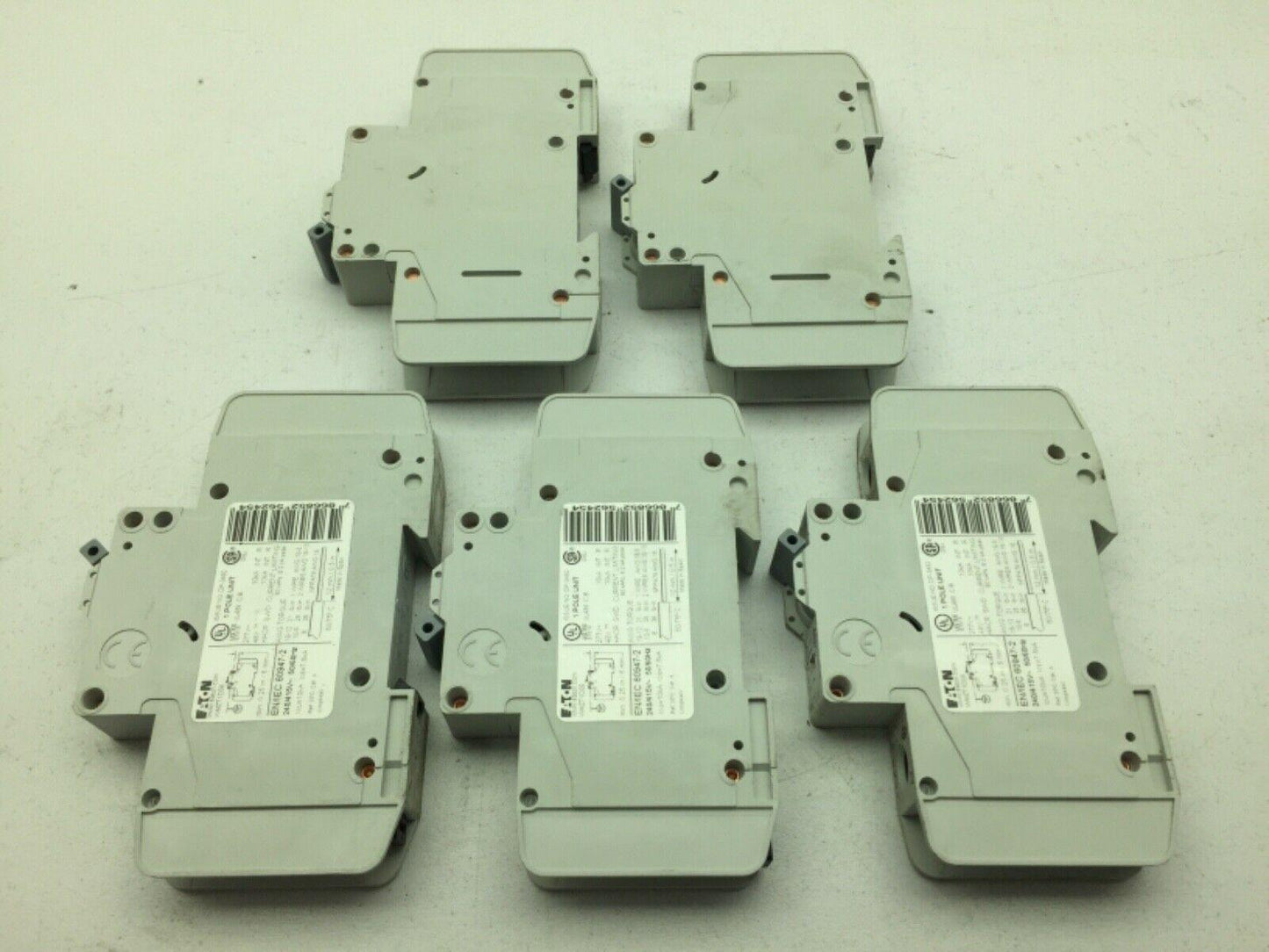 Eaton WMZT1D08 Circuit Breaker Single Pole 240-415V 8A Lot of 5
