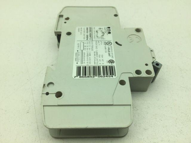 Eaton WMZT1D08 Circuit Breaker Single Pole 240-415V 8A Lot of 5