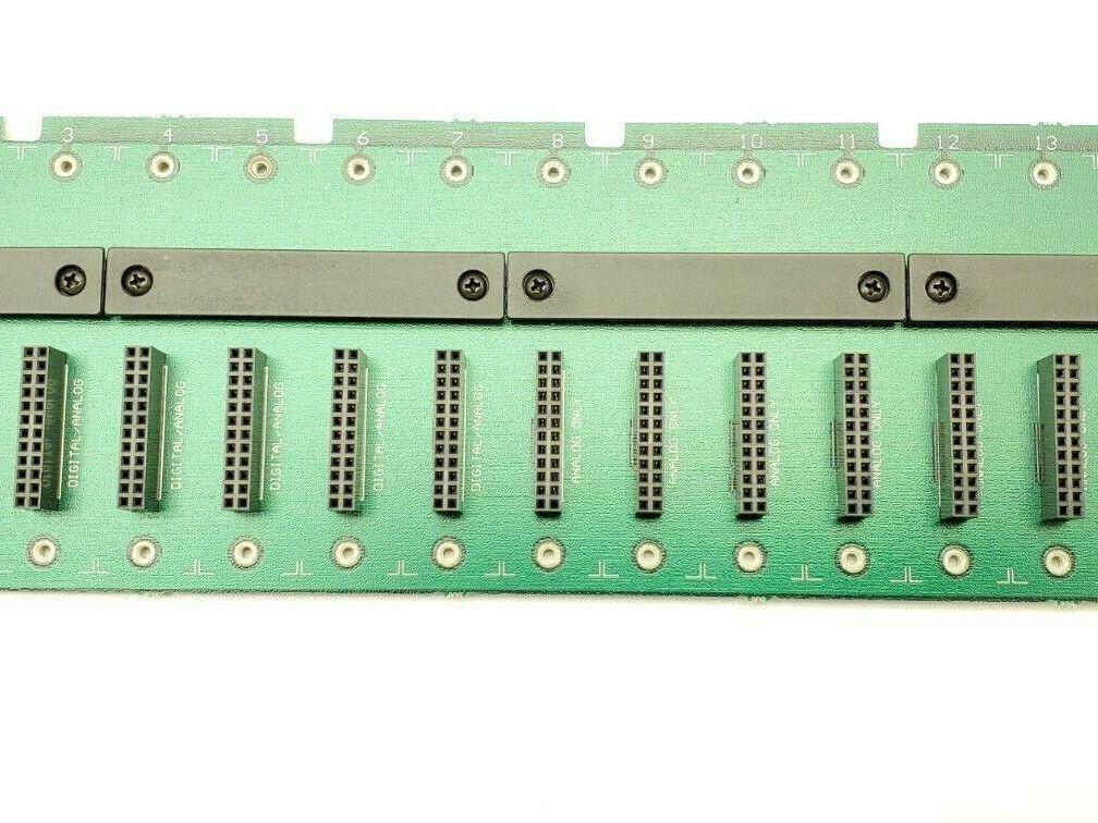 Opto 22 SNAPB16M 16 Slot PLC Input Output Chassis