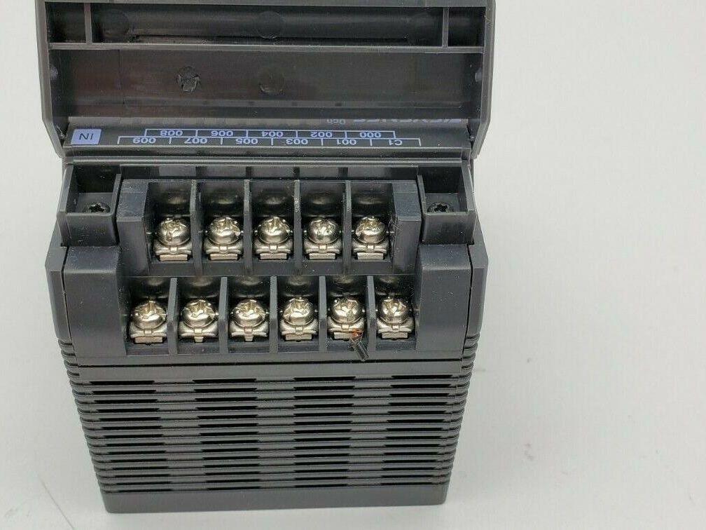 Keyence KV-16AT Programmable Controller 100-240VAC 0.5A DIN Rail Mount