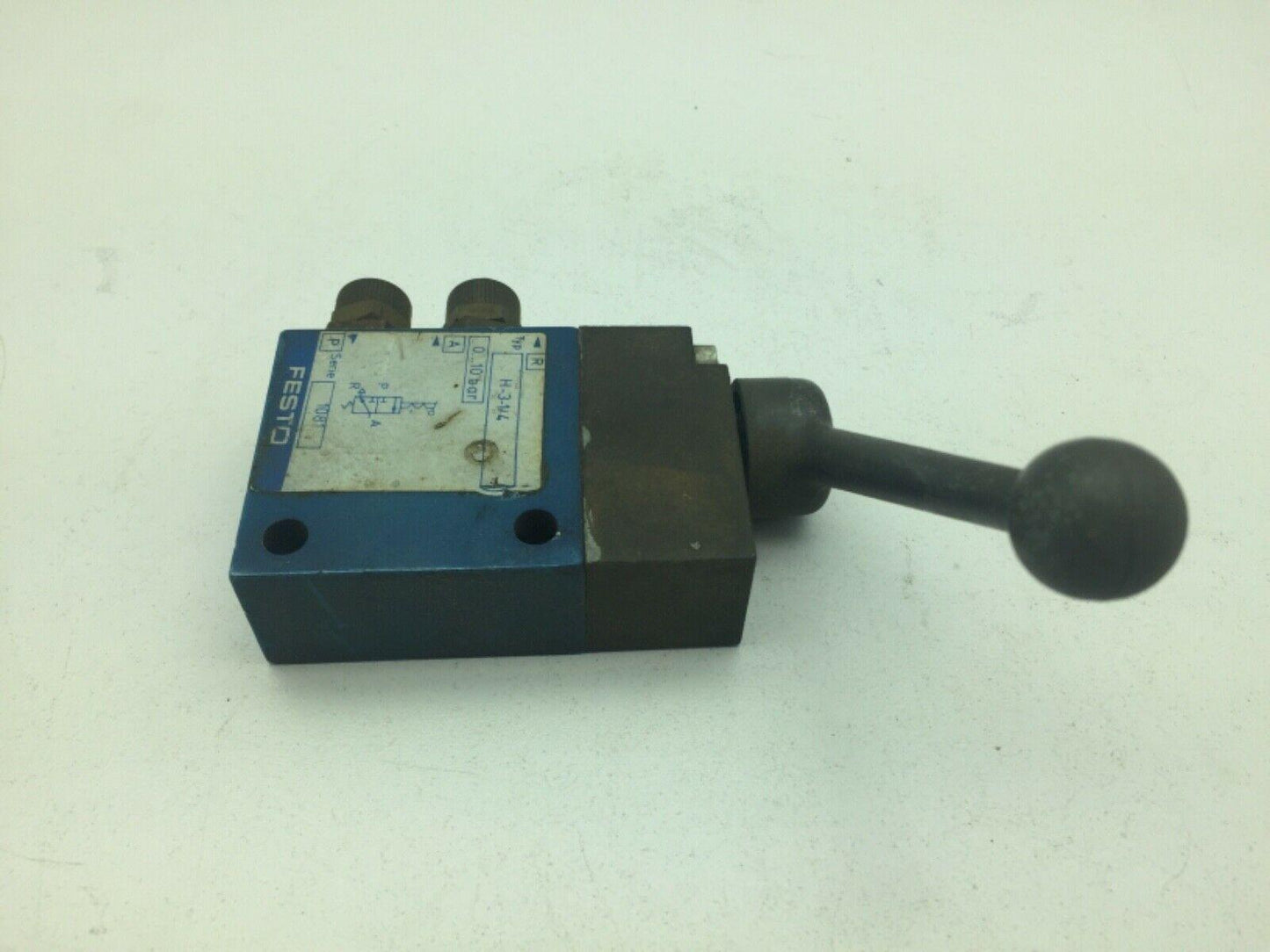 Festo H-3-1/4 Hand lever valve