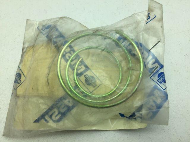 Nissan Forklift 29315-L4501 Springs 91041241 LOT OF 4