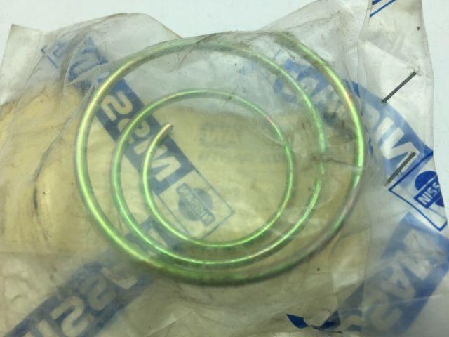 Nissan Forklift 29315-L4501 Springs 91041241 LOT OF 4