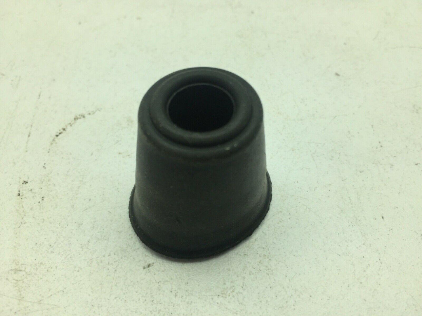 Fisher 1V117006992 Dust Seal LOT OF 3
