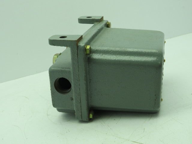 Square D GBR-2 Pressure Switch 20-675 PSI 120-600V Class 9012