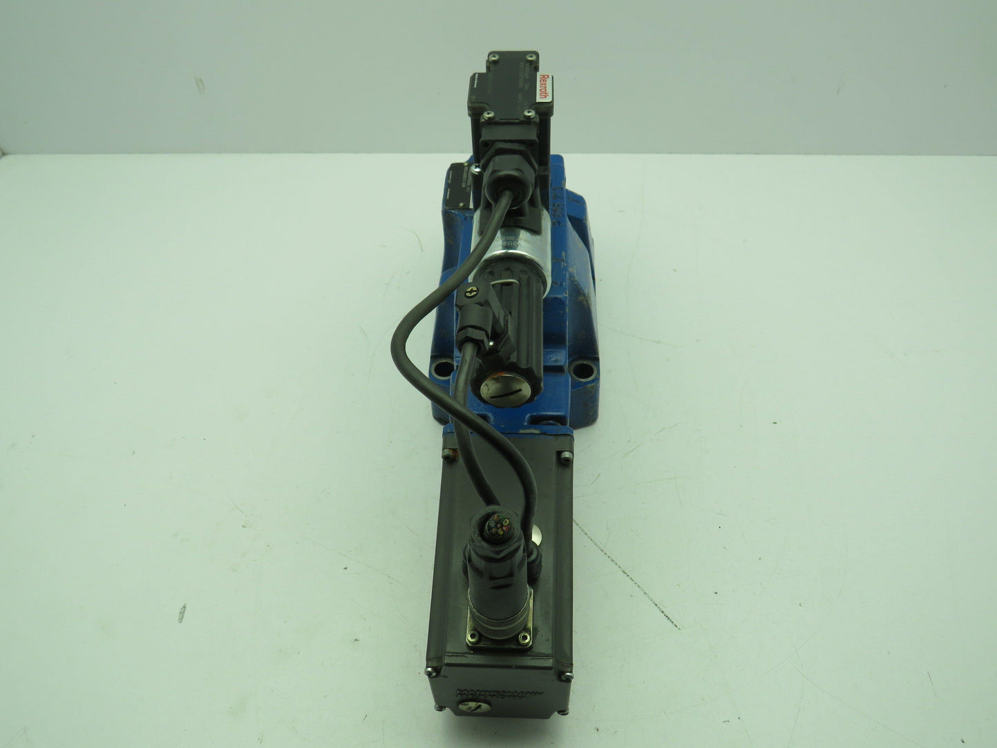 Rexroth 4WRTE25V350L-40/6EG24EK31/AIM Hydraulic Directional Control Valve