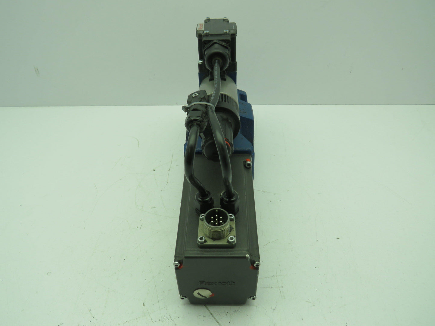 Rexroth 4WRTE16V200L-46/6EG24EK31/AIM Hydraulic Directional Valve R900975264